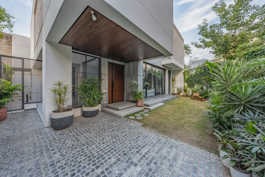 116-H — Residential architectural photography, Lahore
