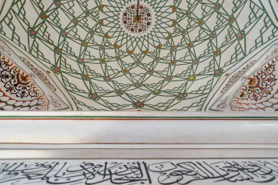 Baba Hassan Din Shrine — Religious architectural photography, Lahore