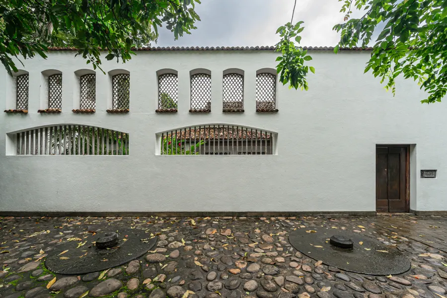 Ena de Silva House — Residential architectural photography, Bentota