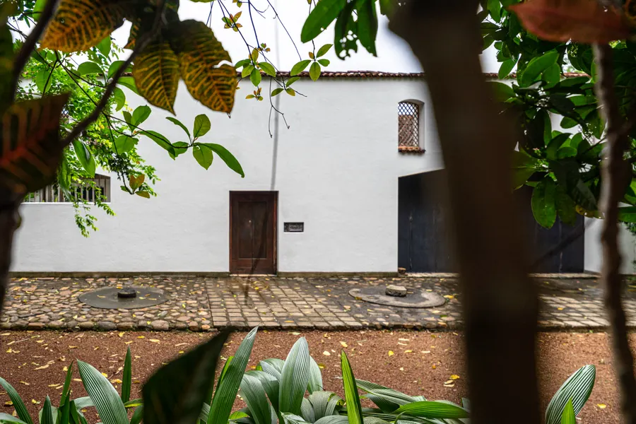 Ena de Silva House — Residential architectural photography, Bentota