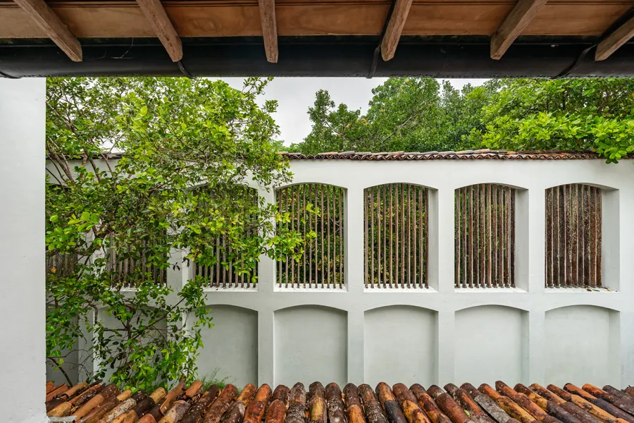 Ena de Silva House — Residential architectural photography, Bentota
