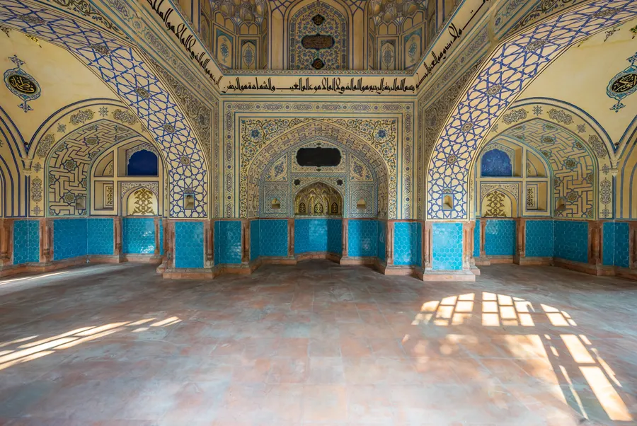 Sally Town Mosque — Religious architectural photography, Lahore